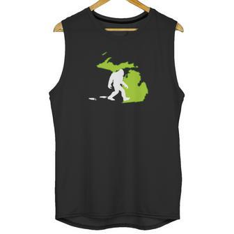 Michigan State Bigfoot Hunter Unisex Tank Top | Favorety DE