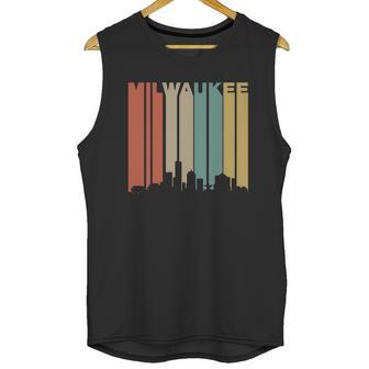 Retro 1970S Milwaukee Wisconsin Downtown Skyline T-Shirt Unisex Tank Top | Favorety UK