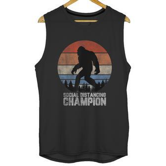 Retro Bigfoot Bigfoot Social Distancing Champ Unisex Tank Top | Favorety DE