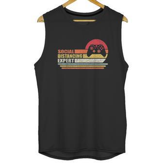 Social Distancing Expert Gaming Vintage Video Gamer Unisex Tank Top | Favorety DE