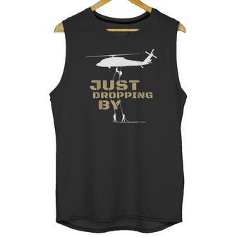 U60 Black Hawk Helicopter Rappelling Abseiling Soldiers Unisex Tank Top | Favorety DE