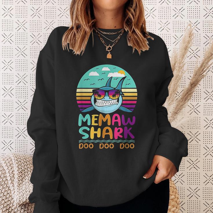 Vintage Memaw Shark Doo Doo Doo Birthday Gifts Sweatshirt Gifts for Her