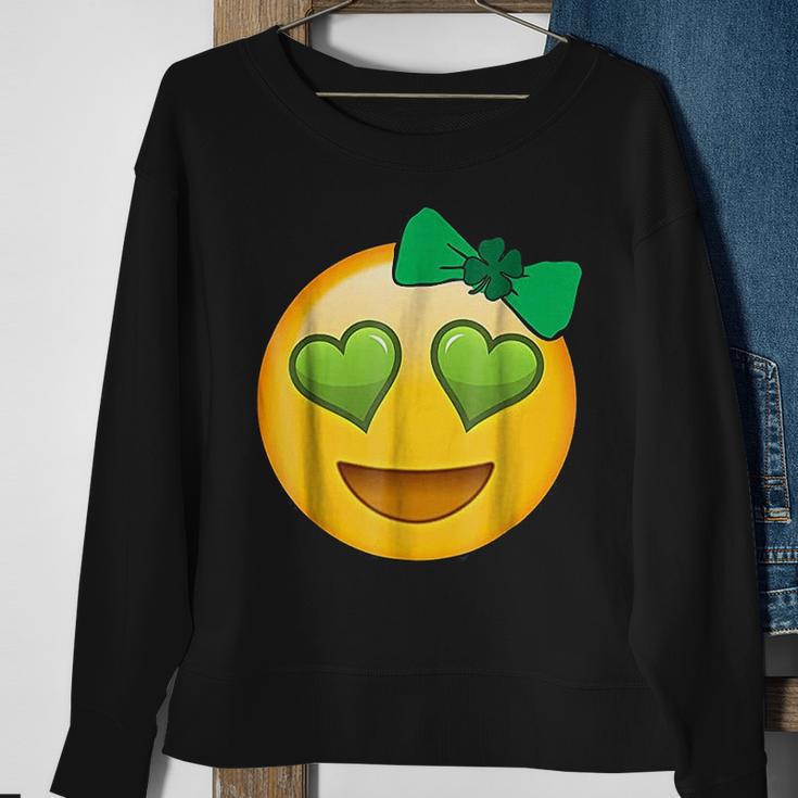 Emoji Saint Patricks Day Girls Green Heart Eyes Bow Sweatshirt Gifts for Old Women