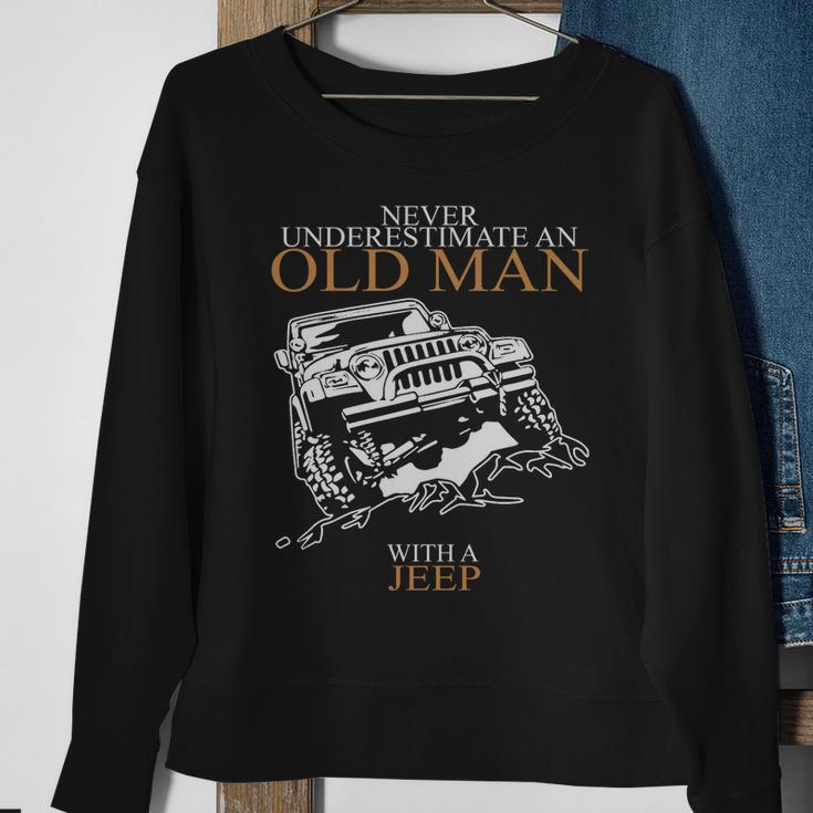 Never Underestimate An Old Man Jeep T-Shirts T-Shirt Sweatshirt Gifts for Old Women