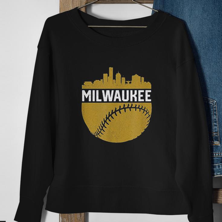 Vintage Downtown Milwaukee Wisconsin Skyline Baseball Sweatshirt Gifts for Old Women