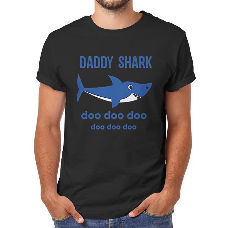 Daddy Shark And Baby Shark Dad Birthday Gifts Men T-Shirt