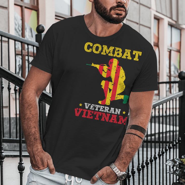 Combat Veteran Vietnam Us Army Veteran Day Army Graphic Design Printed Casual Daily Basic Men T-Shirt