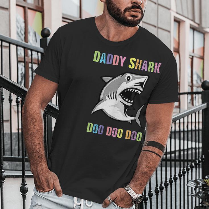 Daddy Shark Doo Doo For Father Day Him Dad Grandpa Men T-Shirt