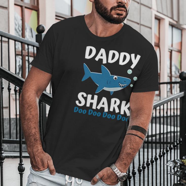 Daddy Shark Doo Doo Long Sleeve Family Shark Men T-Shirt