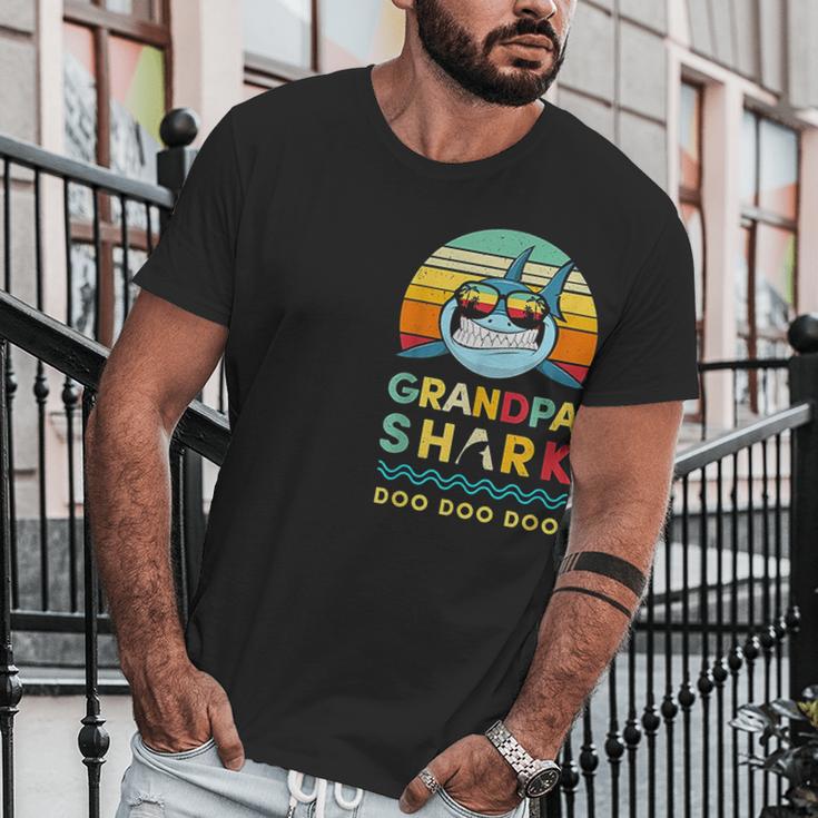 Grandpa Shark Gift For Grandfather Men T-Shirt