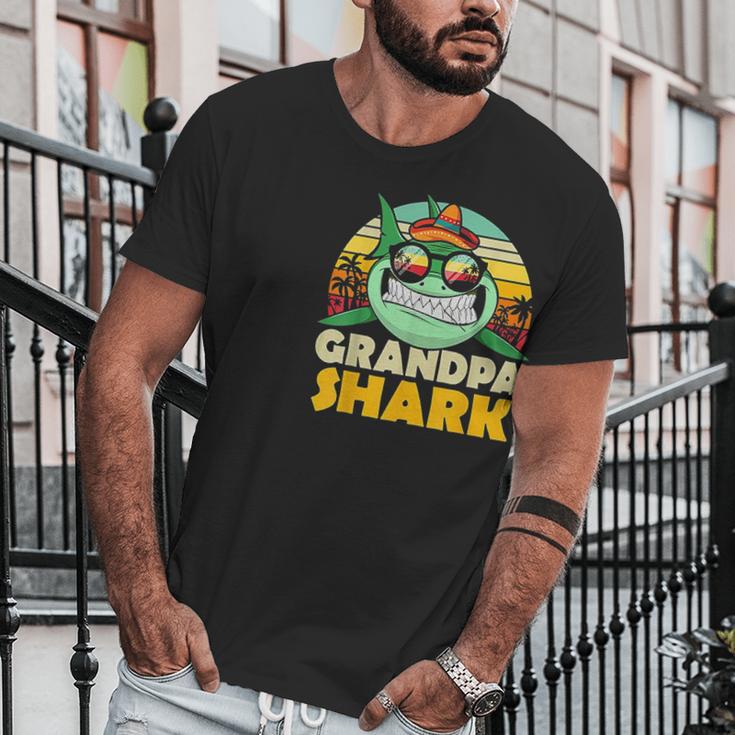 Grandpa Shark Grandpa Gifts From Grandchildren Fathers Day Men T-Shirt