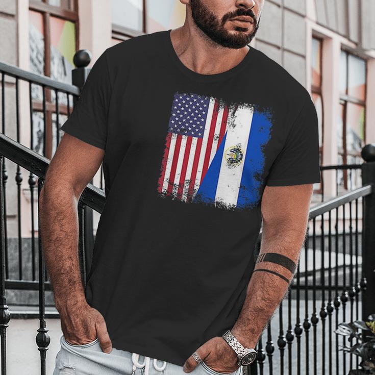 Half Salvadoran Flag Vintage El Salvador Usa Gift Men T-Shirt