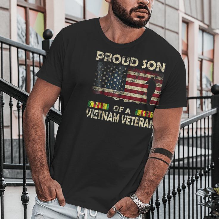 Proud Son Of Vietnam Veteran American Flag Men T-Shirt