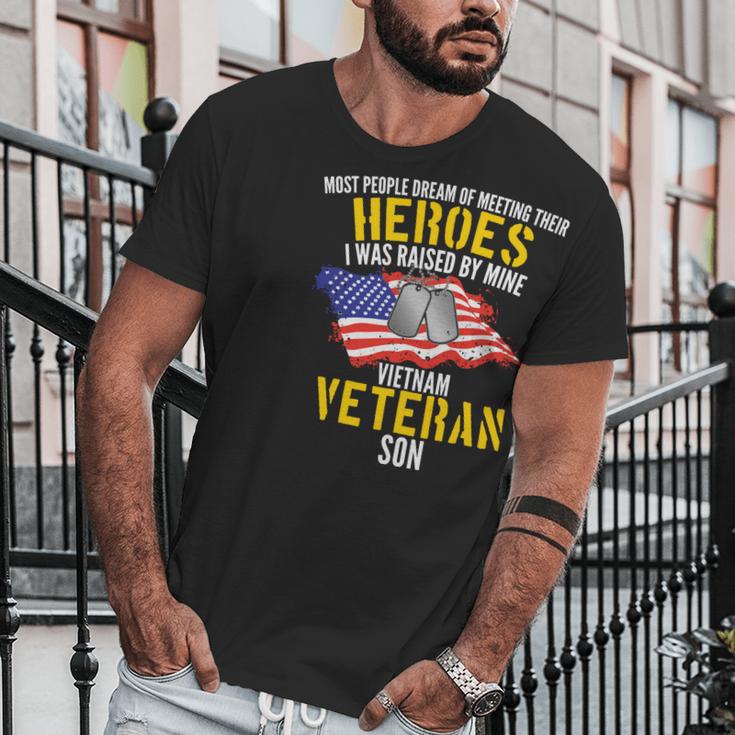 Raised By My Hero Proud Vietnam Veterans Son Men T-Shirt