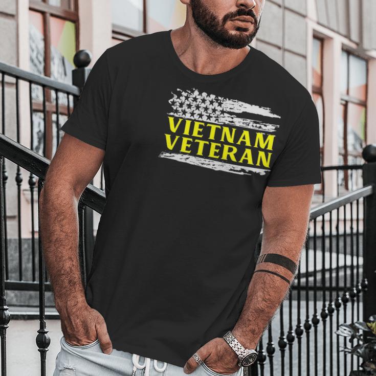 Usa Pride Patriotic Soldier Gift Vietnam Veteran Men T-Shirt