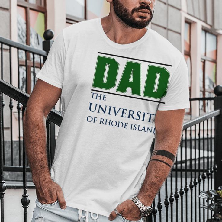 University Of Rhode Island Proud Dad Parents Day 2020 Men T-Shirt