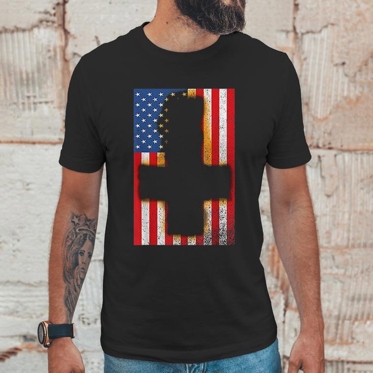 Burned Upside & Down Cross American Flag Satanism Men T-Shirt