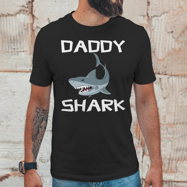 Daddy Gift Daddy Shark Men T-Shirt