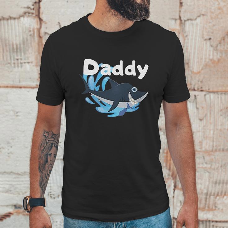 Daddy Shark Cartoon Gift Dad Birthday Gifts Men T-Shirt