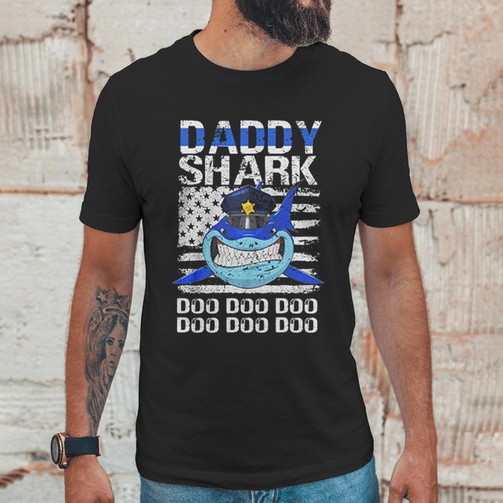 Daddy Shark Doo Doo American Flag Retro Men T-Shirt