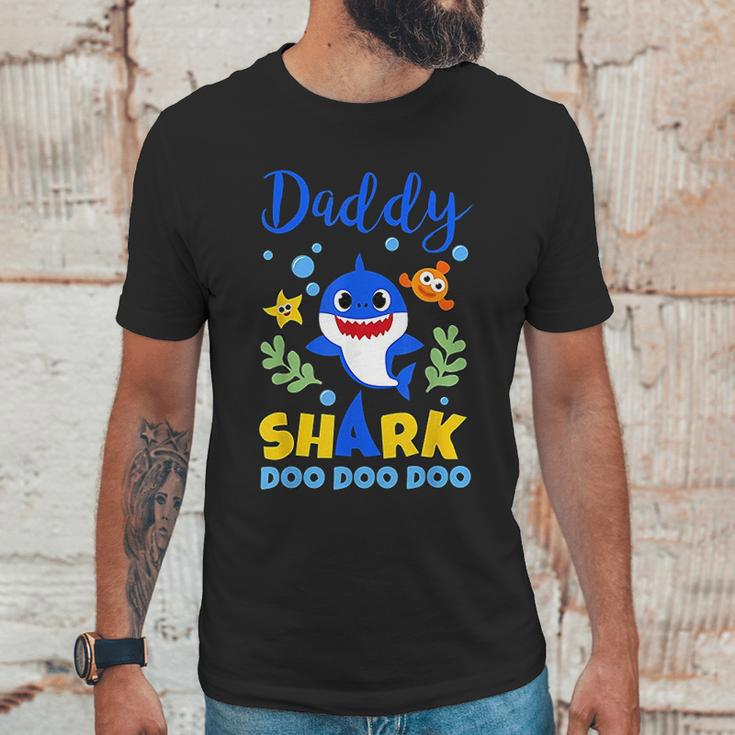 Daddy Shark Gift Cute Baby Shark Men T-Shirt