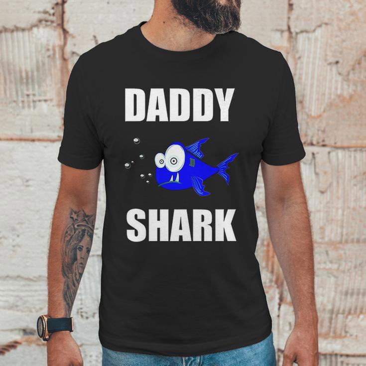 Daddy Shark Gift From Family Men T-Shirt