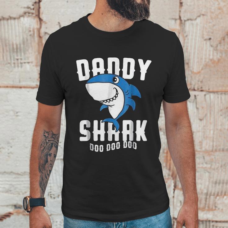 Funny Daddy Shark Doo Dad Birthday Gifts Men T-Shirt