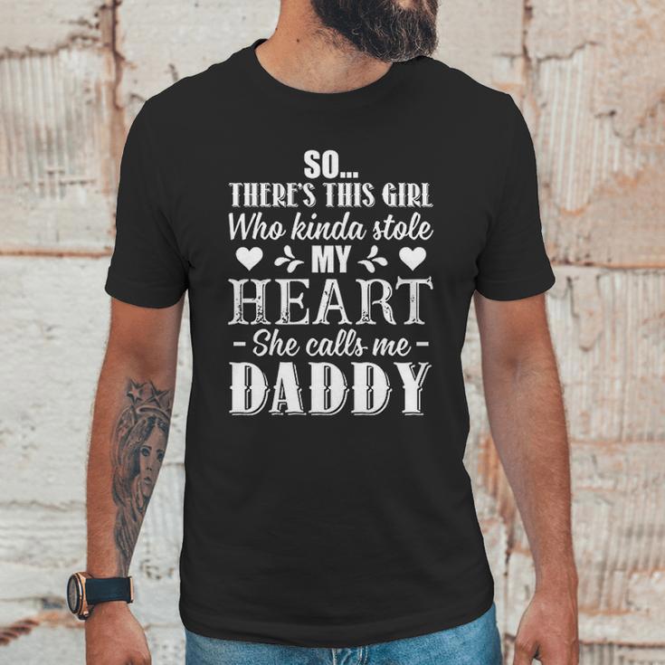 This Girl Who Kinda Stole My Heart She Calls Me Daddy Pullover Men T-Shirt