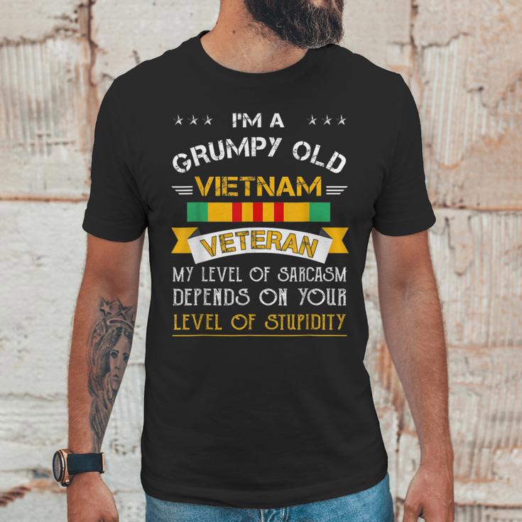 Im A Grumpy Old Vietnam Veteran Men T-Shirt