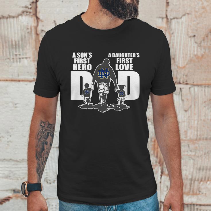 Notre Dame Fighting Irish Dad A Son’S First Hero A Daughter’S First Love Men T-Shirt