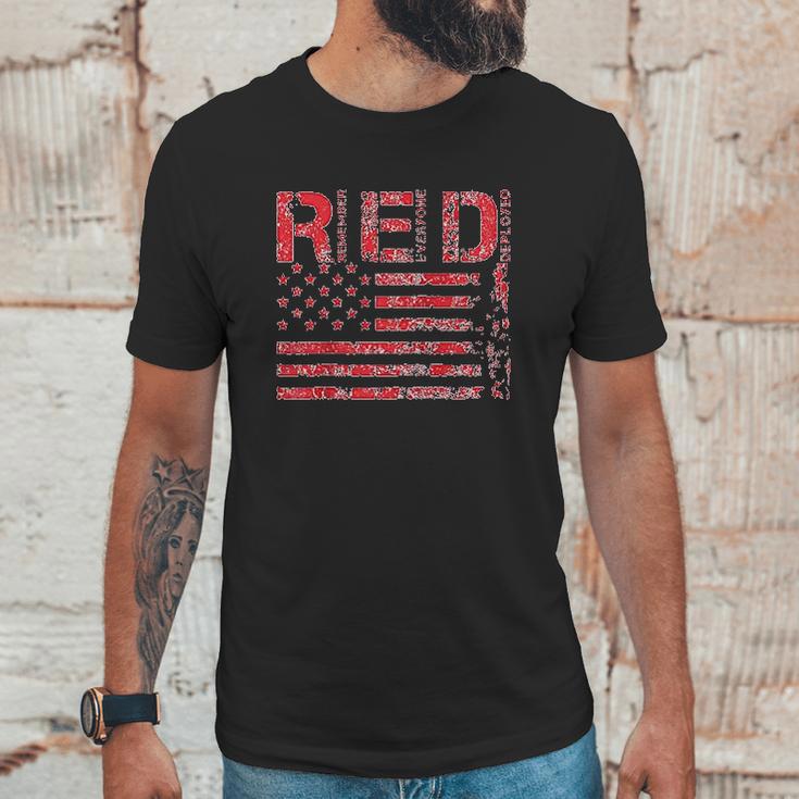 Red Fridays Remember Everyone Deployed American Flag Men T-Shirt