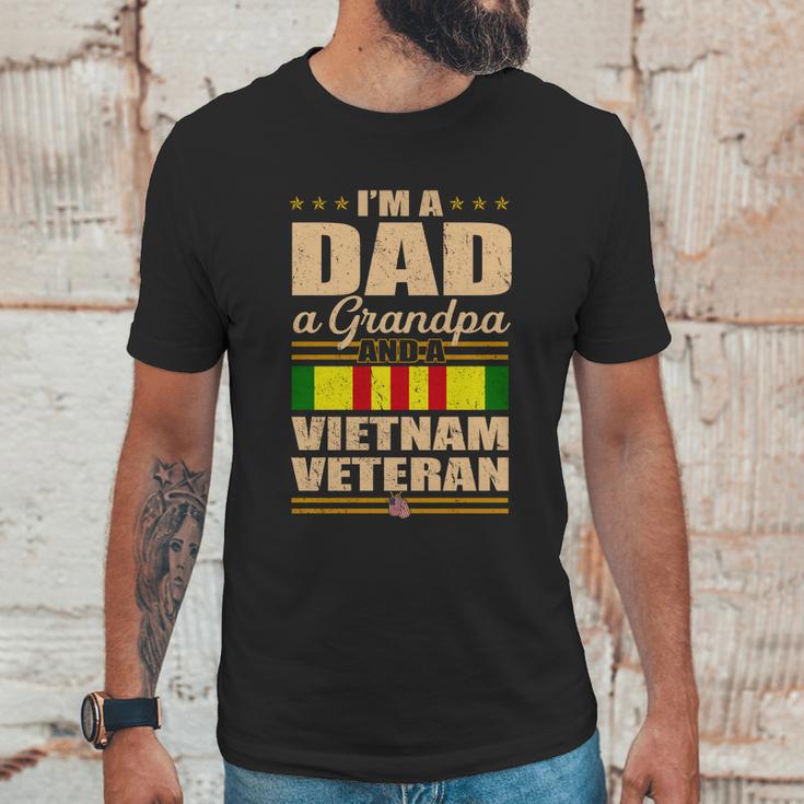 Veterans Day Im A Dad Grandpa And A Vietnam Veteran Meaningful Gift Graphic Design Printed Casual Daily Basic Men T-Shirt