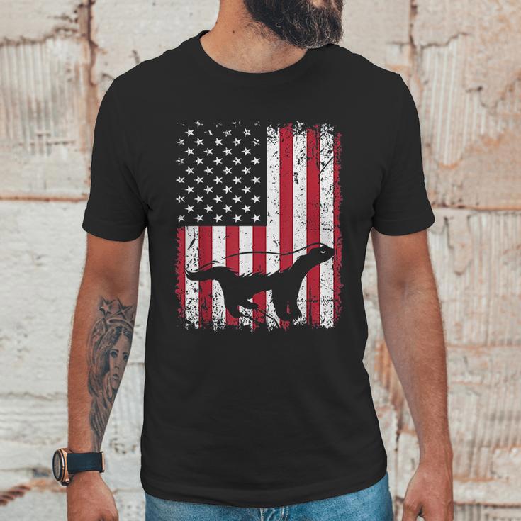 Vintage Honey Badger American Flag Animals Lover Men T-Shirt