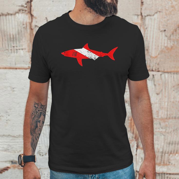 Vintage Shark Scuba Dive Diver Down Flag Emoji Men T-Shirt