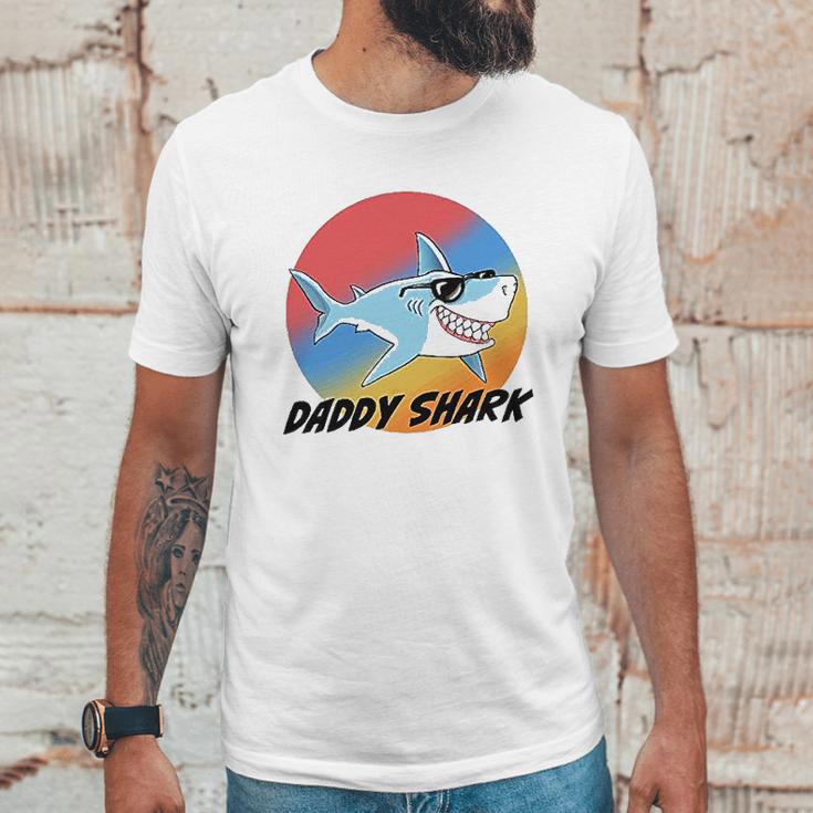 Daddy Shark With Sunglasses Dad Birthday Gifts Men T-Shirt