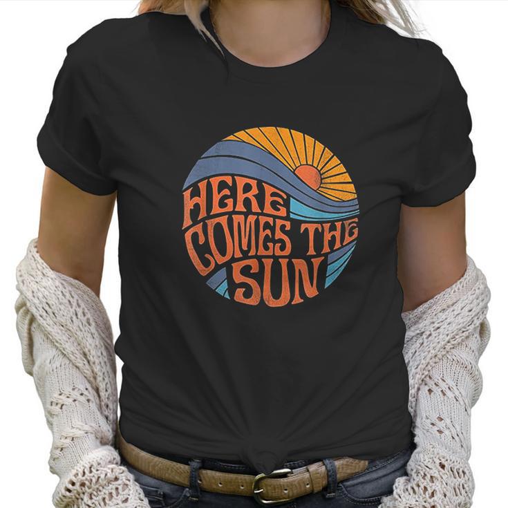 Here Comes The Sun Vintage Retro Sixties Surf Summer Beach Women T-Shirt