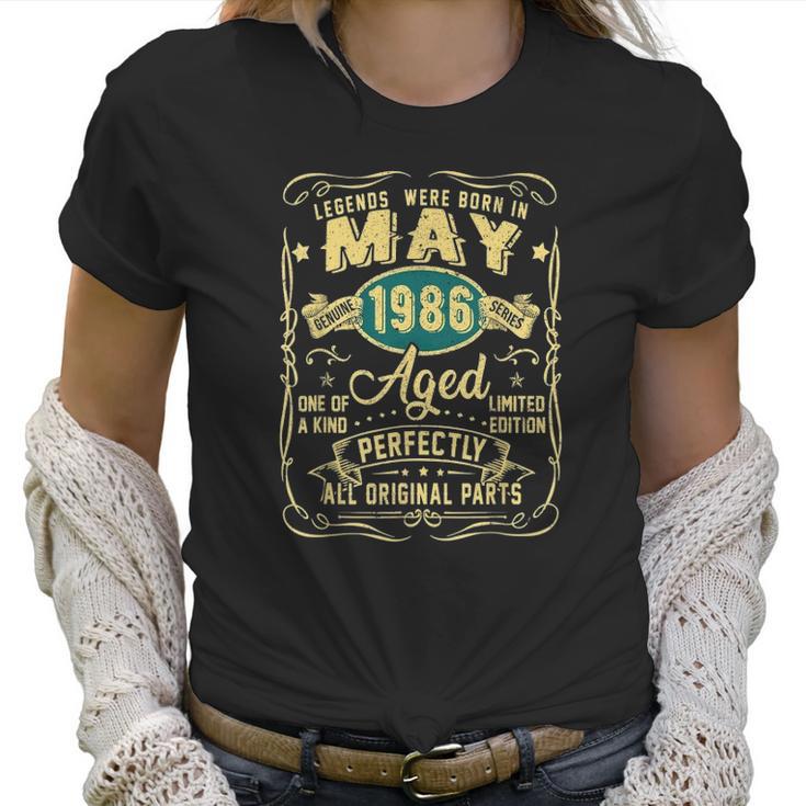 May 1986 35 Th Birthday Gift 35 Years Old Men Women Women T-Shirt