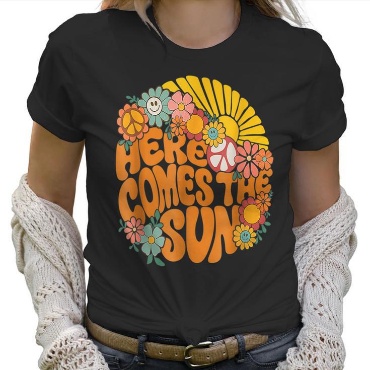 Retro Here Comes The Sun Floral Summer Family Vavation 2022 Men Women T-Shirt Graphic Print Casual Unisex Tee Women T-Shirt