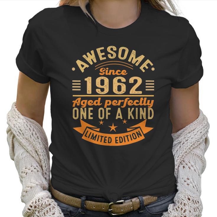 Vintage 1962 60Th Birthday For Men And Women 60 Years Old Women T-Shirt