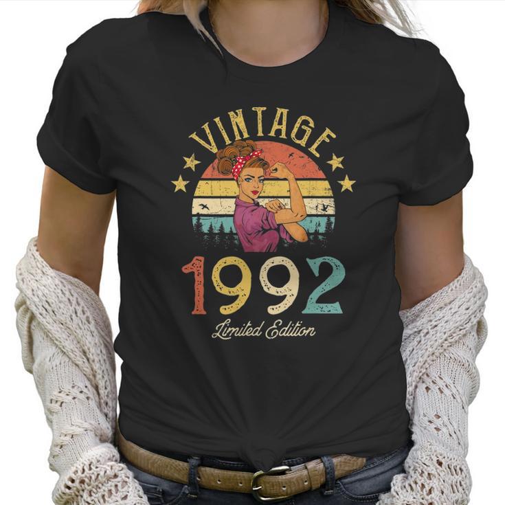 Vintage 1992 Made In 1992 30Th Birthday Women 30 Years Old Women T-Shirt