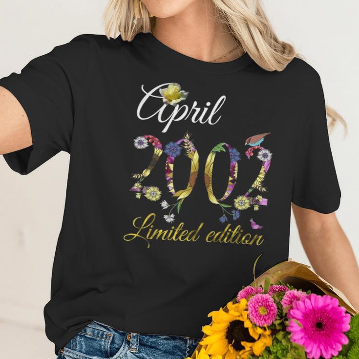 April 2002 20 Years Old Sunflower Floral 20Th Birthday Gift Women T-Shirt Gifts for Her