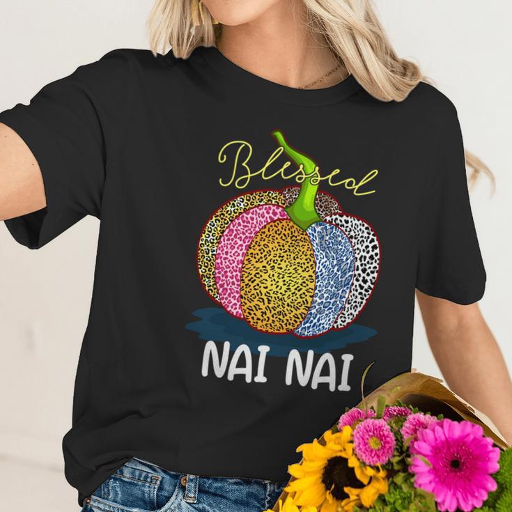 Blessed Nai Nai Pumpkin Leopard Art Grandma Gift Thanksgivin Gift Women T-Shirt Gifts for Her