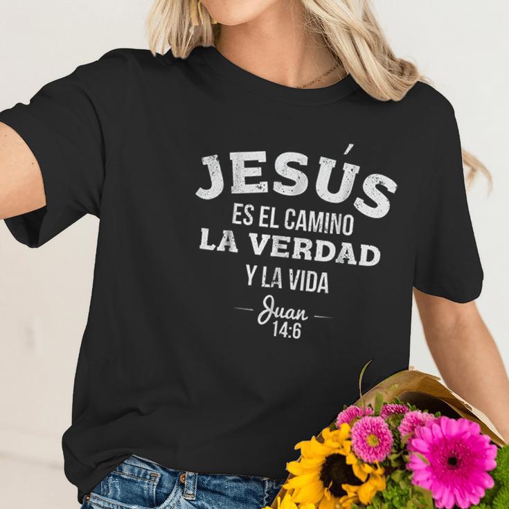 Camisas Cristianas Sobre Jesus Women T-Shirt Gifts for Her