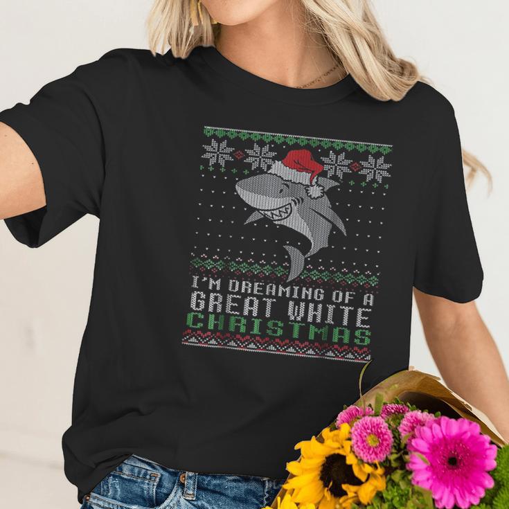 Im Dreaming Of A Great White Christmas Shark Women T-Shirt Gifts for Her