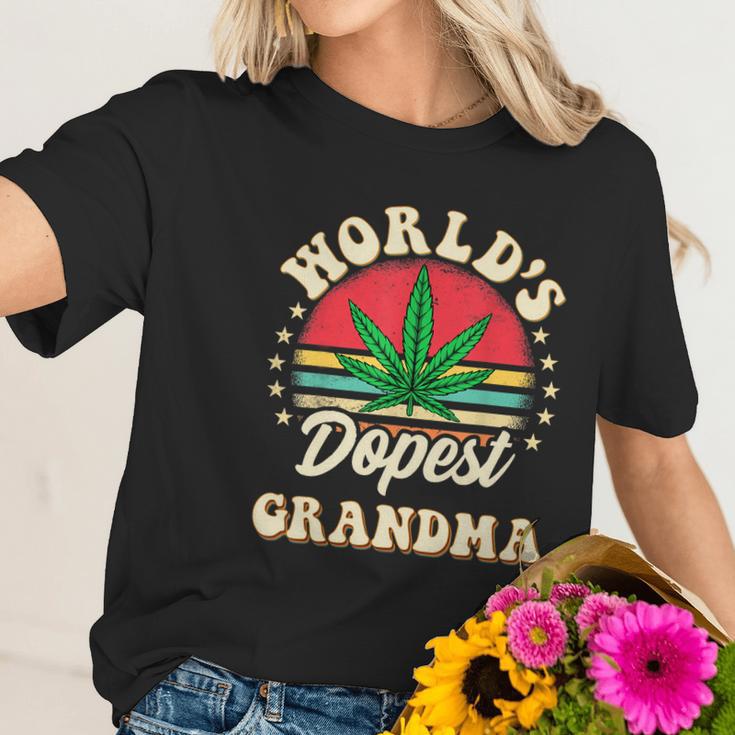 Funny 420 Weed Pot Vintage Matching Worlds Dopest Grandma Women T-Shirt Gifts for Her