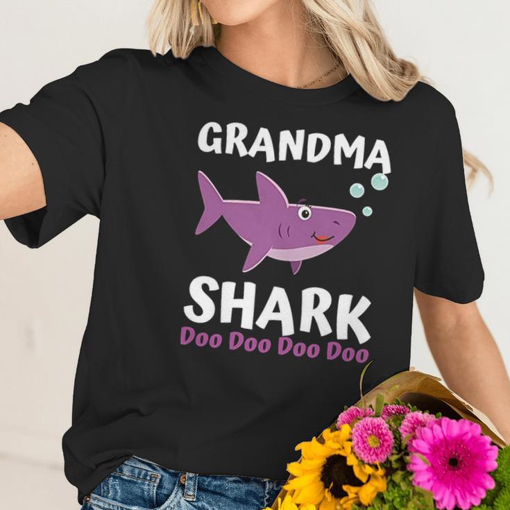 Grandma Shark Doo Doo Matching Family Shark Women T-Shirt Gifts for Her