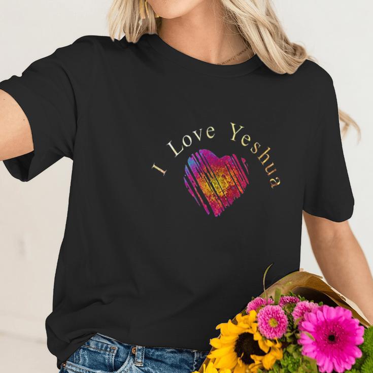 I Love Yeshua Christian Jesus Faith Love Women T-Shirt Gifts for Her