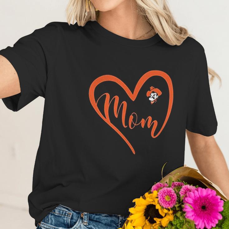 Oklahoma State Cowboys Heart Mom Women T-Shirt Gifts for Her