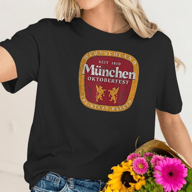 Oktoberfest Deutschland German Beer Festival Women T-Shirt Gifts for Her