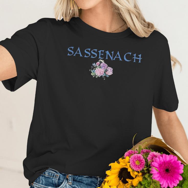 Outlander Sassenach Gaelic Dragonfly Scottish Gift Women T-Shirt Gifts for Her